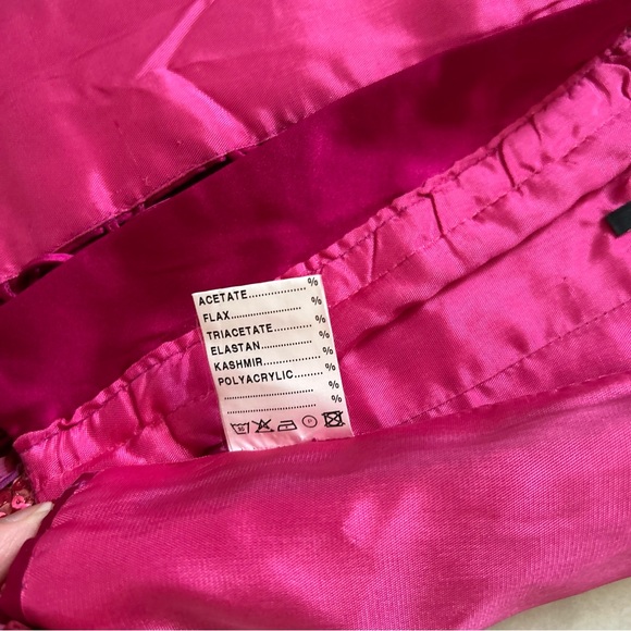 Pink Floral Sequin corset - Picture 7 of 8